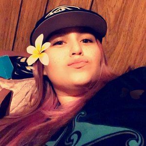 Meet your Posher, Marianne